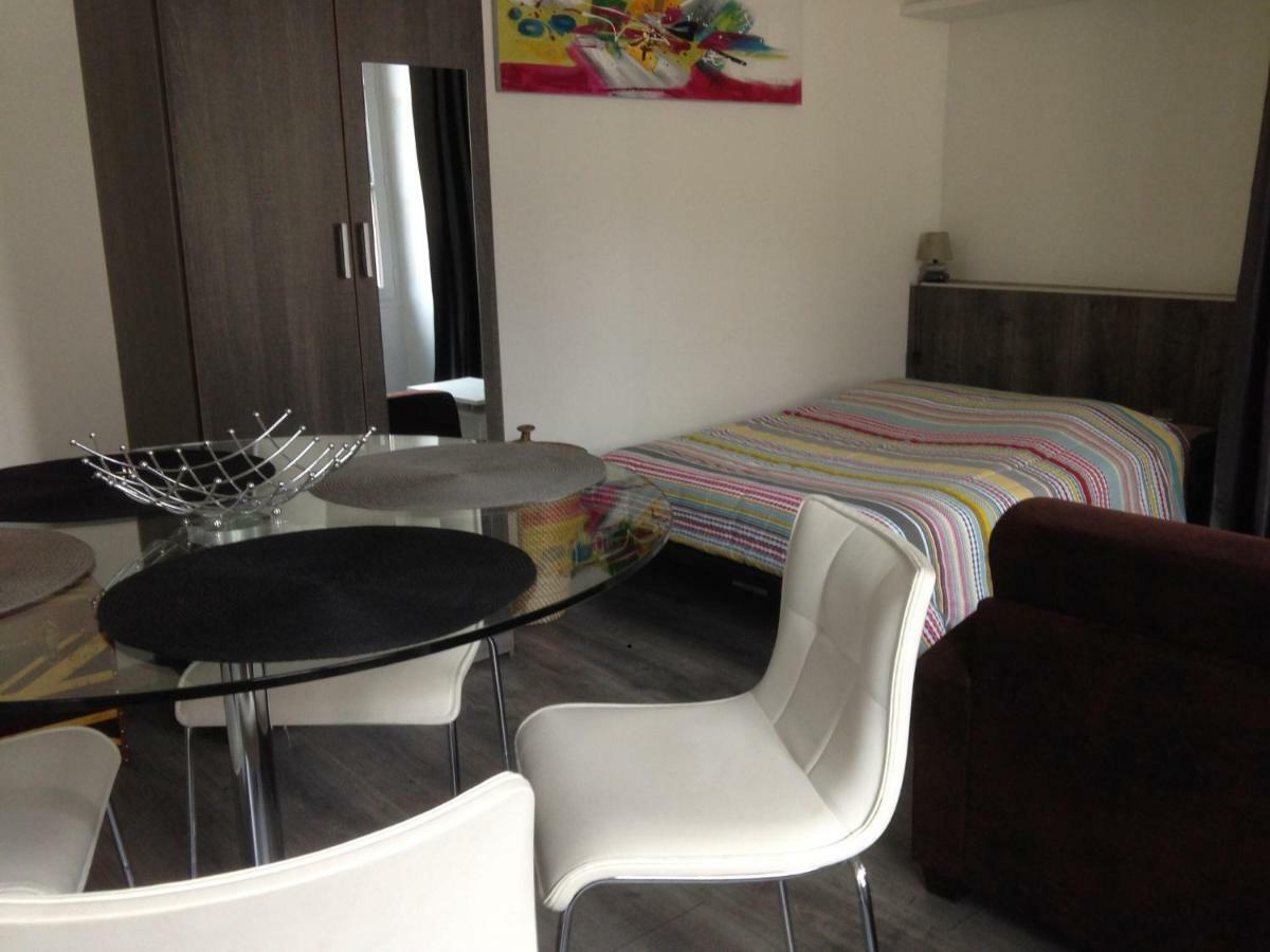 Apartment Studio De La Halle. Figeac